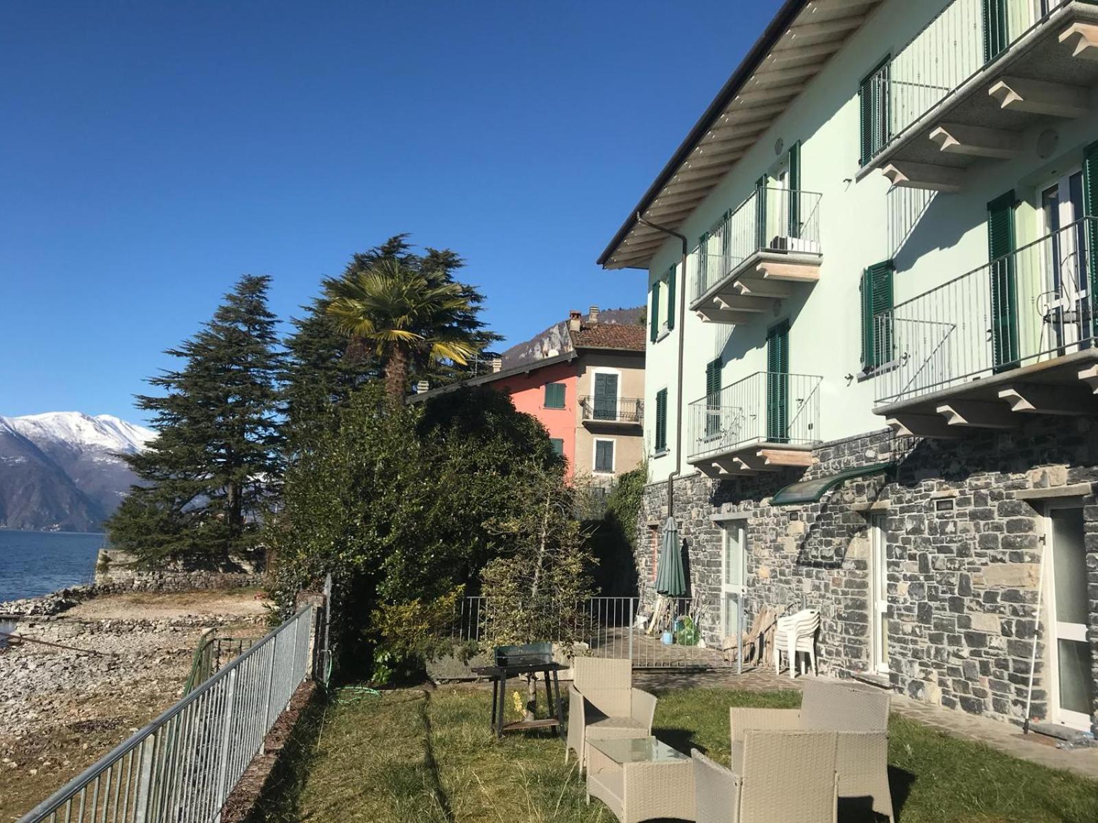 White Garden - Apartment With Access To The Lake Lierna Exterior photo